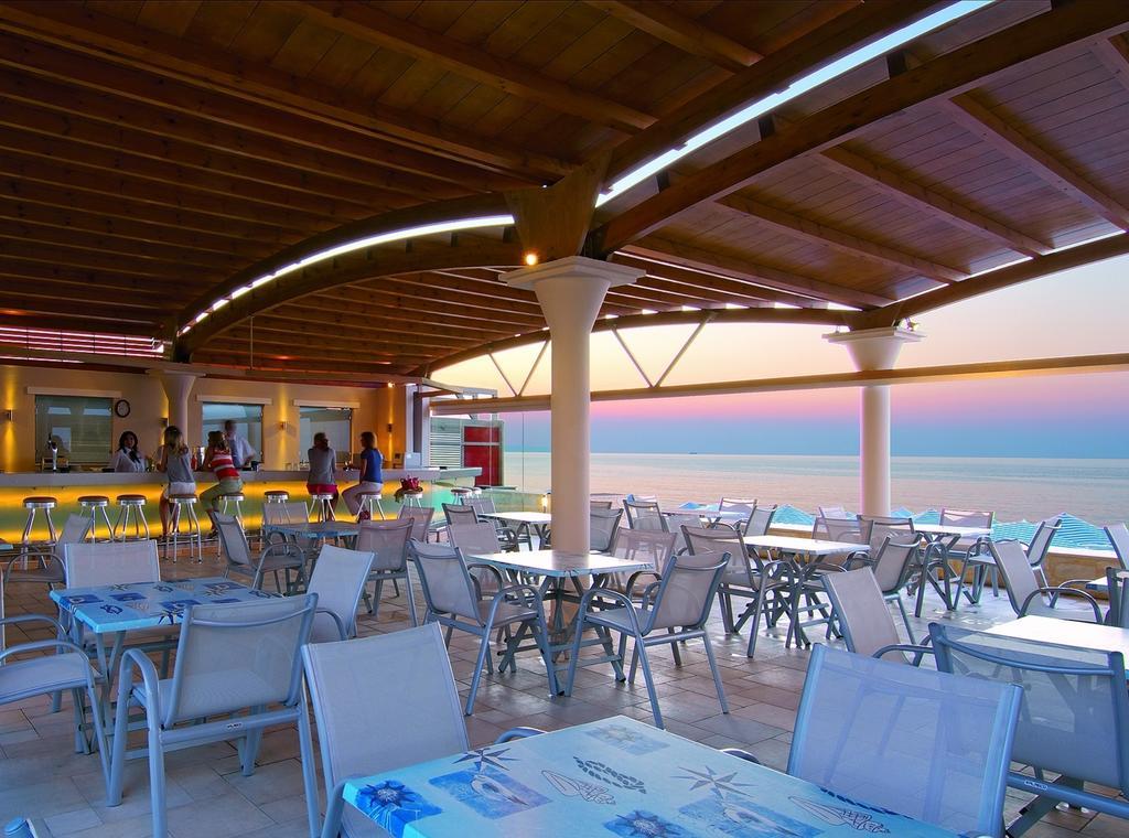 Eva Bay Hotel On The Beach - Adults Only Adelianos Kampos Exterior foto